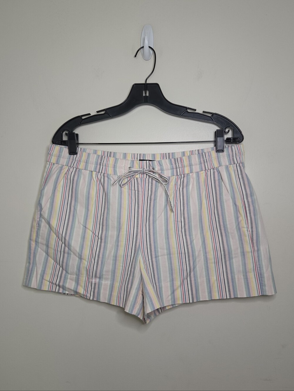 Women's Loft Multicolor Striped Shorts Sz Medium